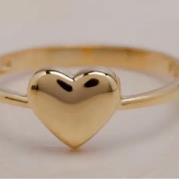 Elegant Ring 18k Plated Simple Heart Ring Size 10 Gold Nwt